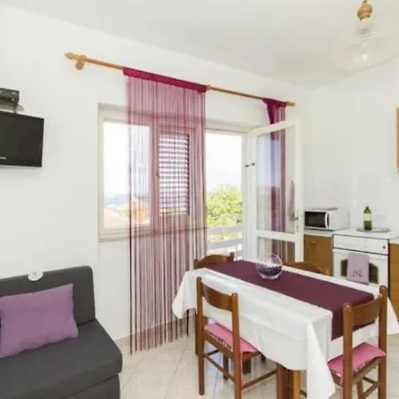 Apartment Seaview With Balcony And Free Parking - Ae1115 Kraj (Zadar)
